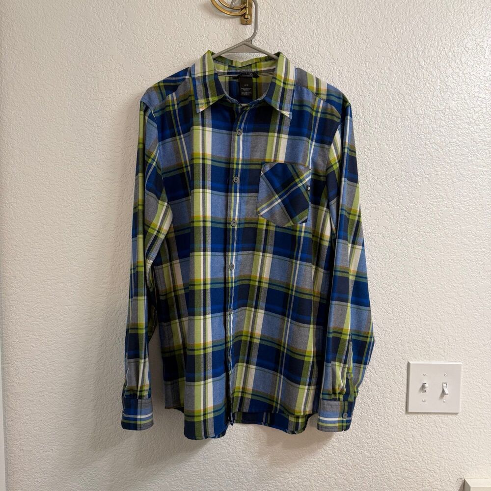 Marmot Size Medium Men’s Button Up Shirt
